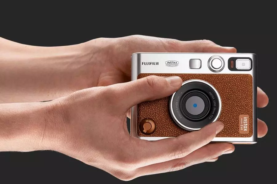 Aparat FujiFilm Instax mini EVO brązowy